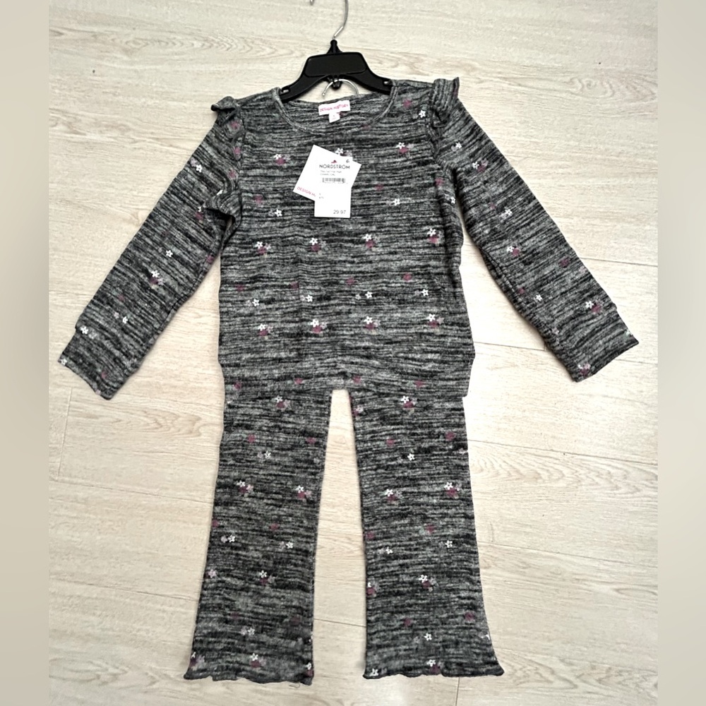 Design History Girls Ruffled Shoulders Pants Set